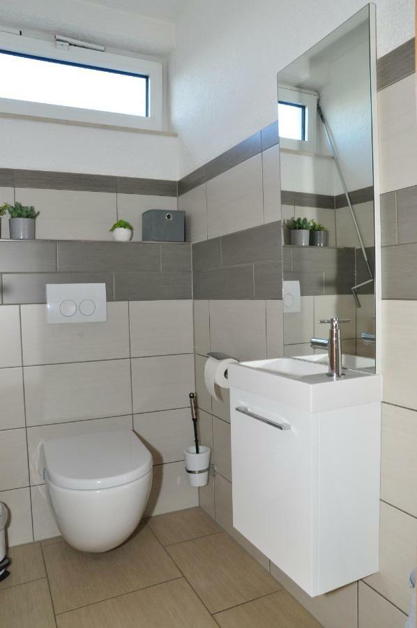 N37 -Modern Eingerichtete Zimmer In Ruhiger Lage Aldingen  Exterior foto